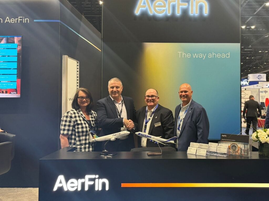 AerFin and National Air Cargo signed the contract at Aviation Week's MRO Americas © FinAer