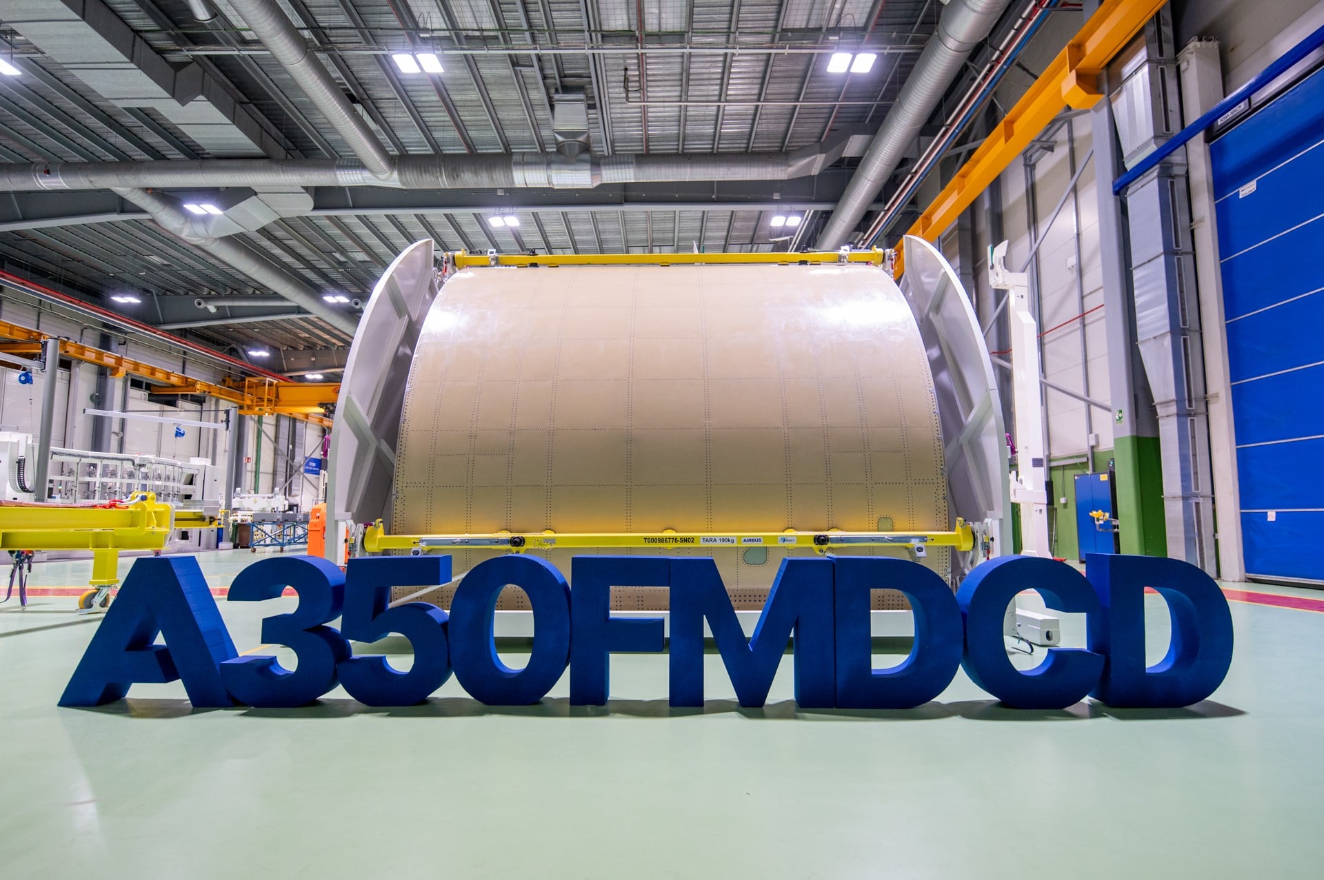 A350F main deck cargo door
