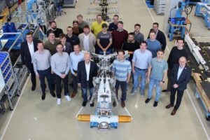 Liebherr team with nose landing gear for the A350F © Liebherr Aerospace