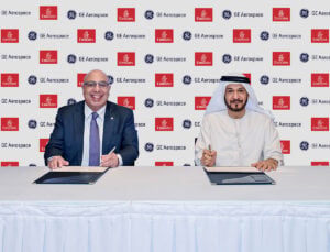 The new agreement was signed by Adel Al Redha, Emirates’ Deputy President and Chief Operating Officer (r) and Mohamed Ali, President & CEO, Commercial Engines & Services, GE Aerospace