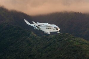 BETA's ALIA CTOL electric aircraft is conducting demonstration flights across Hawai'i © JHook