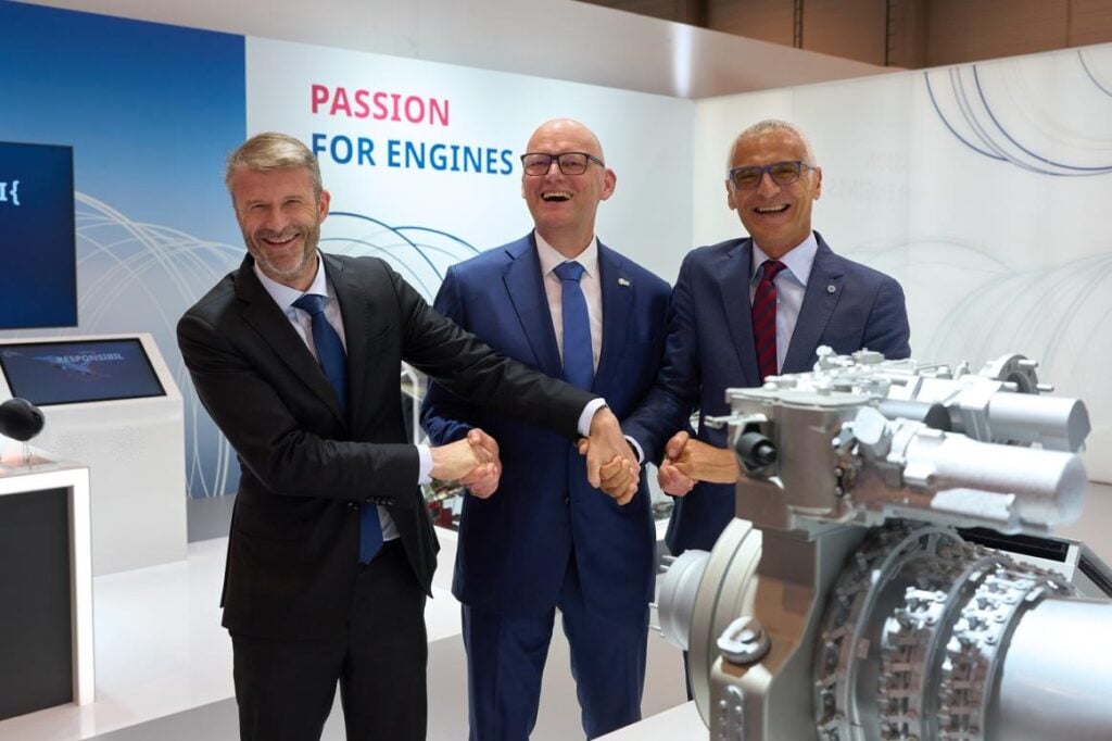 C&eacute;dric Goubet, Safran Helicopter Engines CEO, Dr Ottmar Pf&auml;nder, Chief Program Officer of MTU Aero Engines and Riccardo Procacci, CEO of Avio Aero &copy; MTU