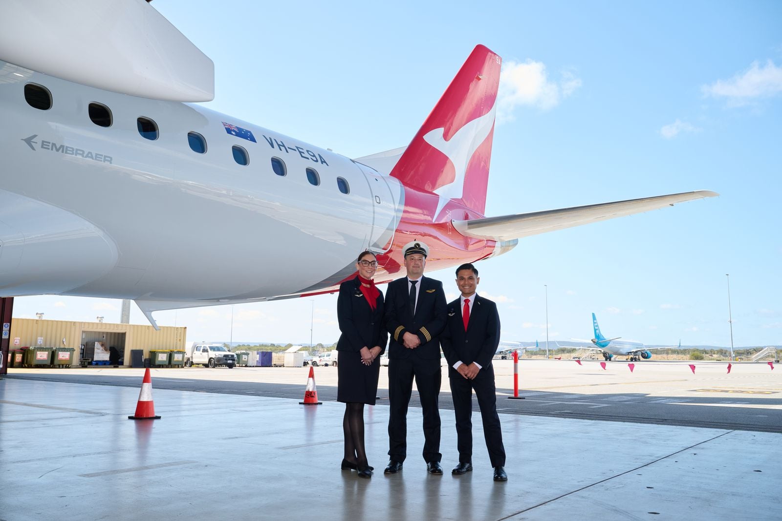 QantasLink's first Embraer E190 aircraft has landed in Perth © Qantas