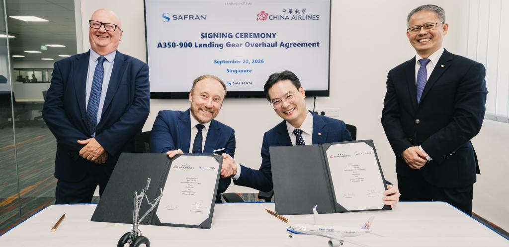 The agreement was signed at Safran Landing Systems' Singapore facility during MRO Asia-Pacific © Aloysius Lim - Safran