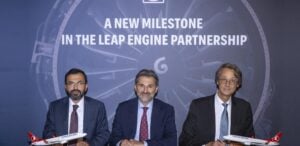 The MoU was signed by Turkish Airlines Chairman Murat Şeker, Turkish Technic Chief Executive Officer Mikail Akbulut and Safran Chief Executive Officer Olivier Andriès