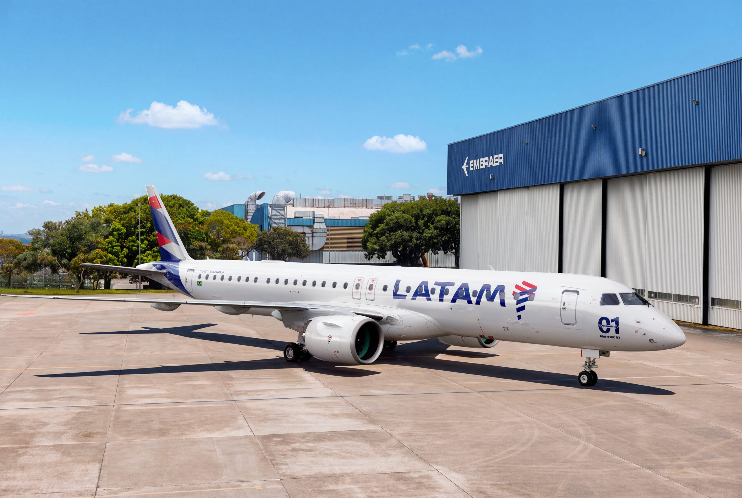 © Embraer